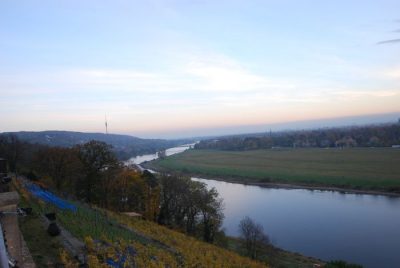 Blick zum Blauen Wunder im Herbst